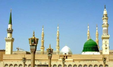 পবিত্র ঈদে মিলাদুন্নবী (সা.) আজ