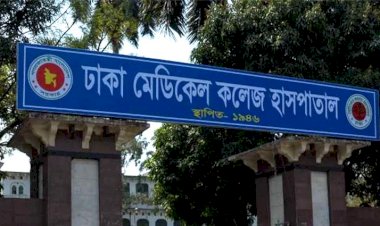 ঢাকা মেডিকেল মর্গে জুলাই অভ্যুত্থানে নিহত ৬ বেওয়ারিশ লাশের সন্ধান