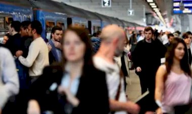 সপ্তাহে ৩ দিন ছুটির পথে হাঁটছে ২০০ ব্রিটিশ কোম্পানি।