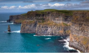 আয়ারল্যান্ডের দ্বীপে স্থায়ী হলে পুরনো বাড়ি সংস্কারে মিলবে ৮৪ হাজার ইউরো