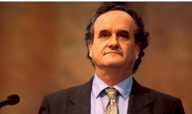 মুক্তিযুদ্ধে বাংলাদেশের পাশে দাঁড়ানো সাংবাদিক মার্ক টালি মারা গেছেন