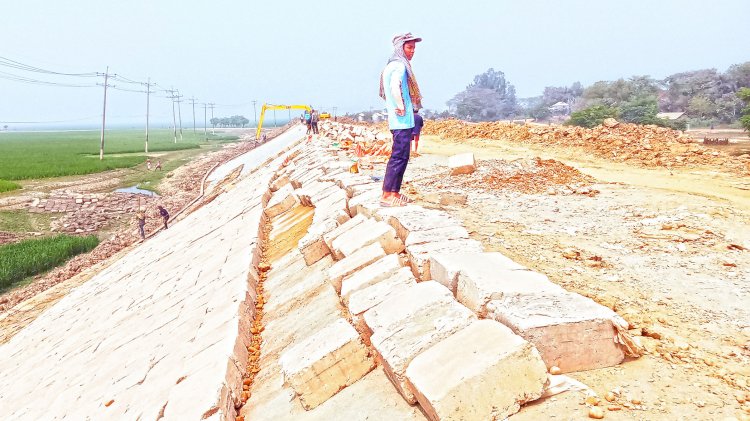 সড়ক নির্মানের ধীরগতি ভাবাচ্ছে দিরাই-শাল্লার মানুষকে