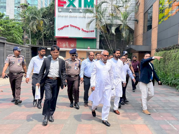 তেজগাঁওয়ে নাসা গ্রুপের শ্রমিকদের সড়ক অবরোধ: শ্রমমন্ত্রীর হস্তক্ষেপে অবরোধ প্রত্যাহার করেন শ্রমিকরা